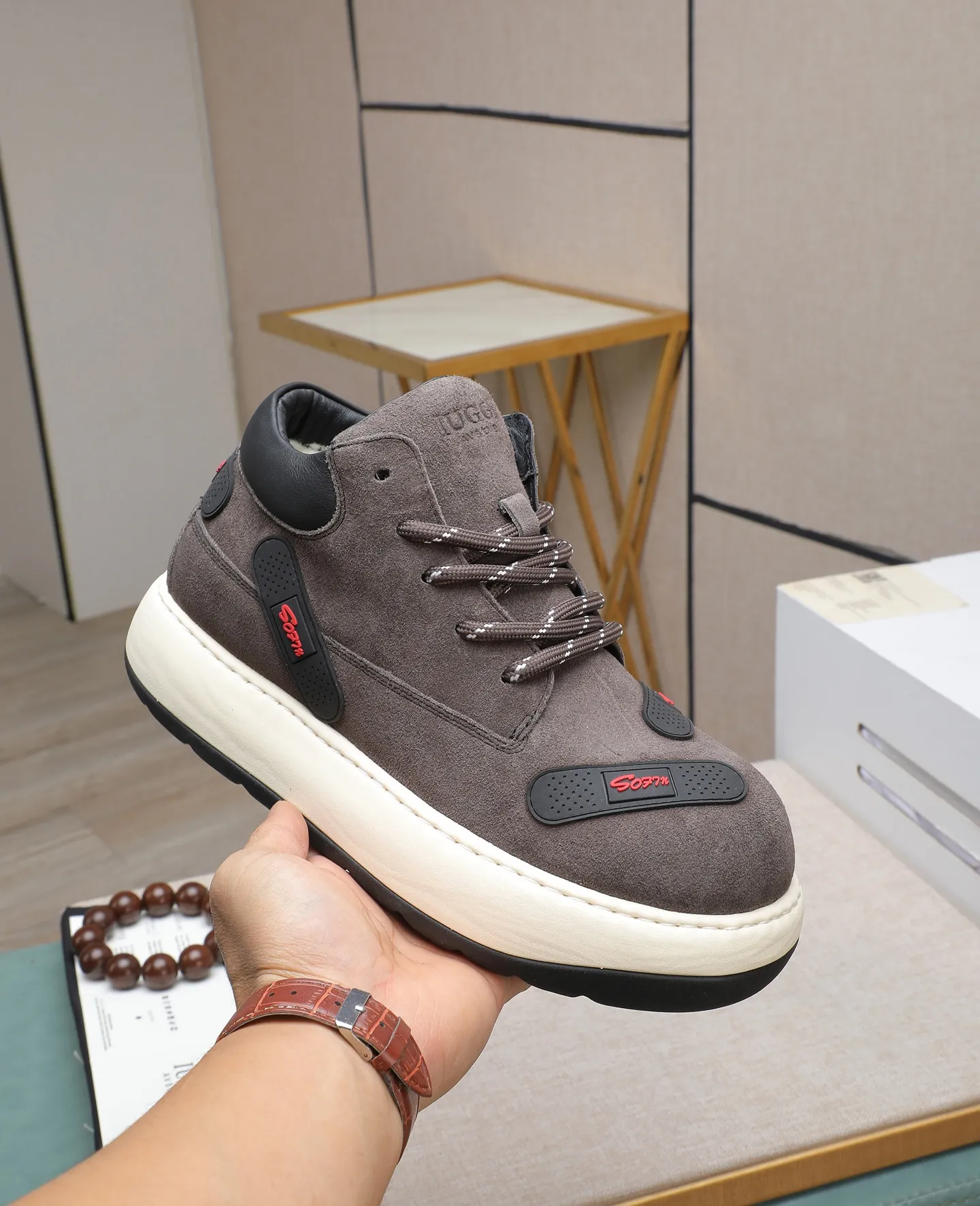 Men's shoes 💰680 IUGGI new retro presbyopia men's shoes, casual and versatile, full of high-end sense, fashionable, luxury and personalized style, joint style, retro presbyopia factor, full of handsome style, first layer suede cowhide, lining wool, rubber outsole, light and non-slip size: 39-44